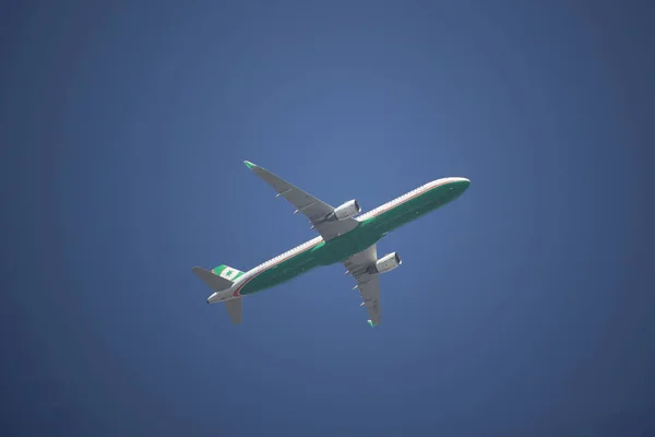 チェンマイ 2018 Evaair 16211 のエアバス A321 台湾の台北にチェンマイ空港から離陸します — ストック写真