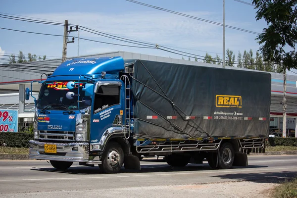 チェンマイ 2018 プライベートいすゞ貨物トラック 道路形 1001 号車タイ チェンマイのダウンタウンから約 での写真 — ストック写真
