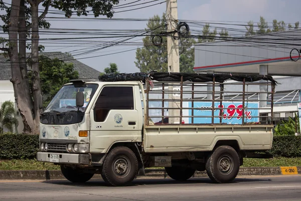 Chiang Mai Thailand Januari 2017 Privat Toyota Dyna Lastbil Vägen — Stockfoto