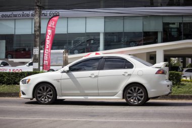Chiangmai, Tayland - 30 Ekim 2018: Özel araba, Mitsubishi Lancer. Fotoğraf Road Hayır 121 hakkında 8 km şehir merkezine Chiangmai, Tayland.