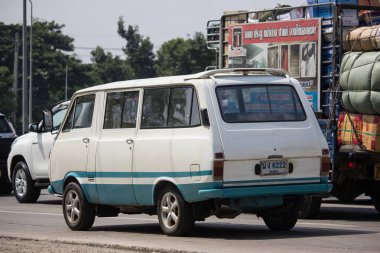 Chiangmai, Tayland - 8 Ekim 2018: Özel Toyota Hiace eski Van araba. Yol no.1001, Chiangmai şehir merkezine 8 km.