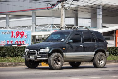 Chiangmai, Tayland - 8 Ekim 2018: Özel Mpv araç, Kia Sportage. Fotoğrafa yol no.121 8 km şehir merkezine Chiangmai, Tayland.