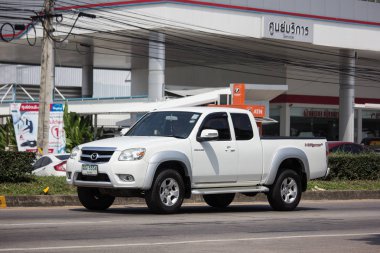 Chiangmai, Tayland - 8 Ekim 2018: Özel Pick up, Mazda Bt50. fotoğrafa yol no.121 8 km şehir merkezine Chiangmai, Tayland.