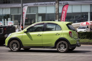 Chiangmai, Tayland - 30 Ekim 2018: Eko araba Nissan Mart. Yol no.1001 Chiangmai iş alanı 8 km.