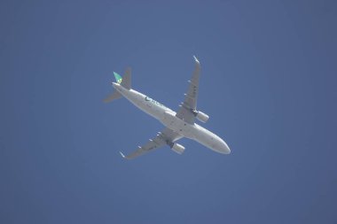 Chiangmai, Tayland - 8 Kasım 2018: B-1657 Airbus A320-200 bahar hava yolları. Shianghai için Chiangmai çıkar.