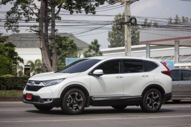 Chiangmai, Tayland - 8 Ekim 2018: Özel araba Honda Crv şehir Suv araba. Yol no.1001 Chiangmai şehir merkezine 8 km.