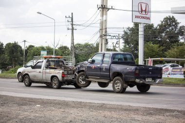 Chiangmai, Tayland - 30 Ekim 2018: Özel çekiciyi acil araba hareket. Fotoğraf Road Hayır 121 hakkında 8 km şehir merkezine Chiangmai, Tayland.