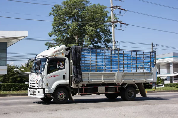 チェンマイ 2018 プライベートいすゞ貨物トラック 道路形 1001 号車タイ チェンマイのダウンタウンから約 での写真 — ストック写真