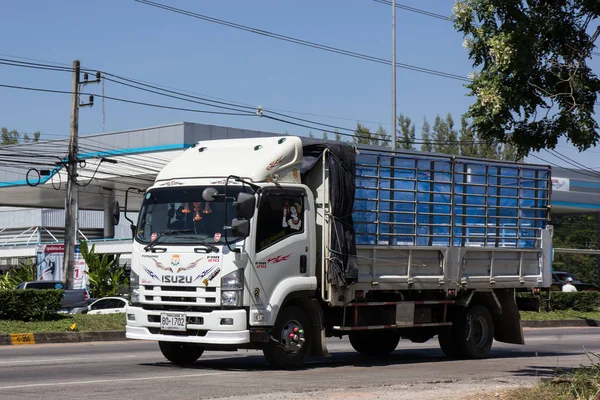 チェンマイ 2018 プライベートいすゞ貨物トラック 道路形 1001 号車タイ チェンマイのダウンタウンから約 での写真 — ストック写真