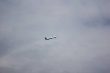 Chiangmai, Tayland - 13 Kasım 2018: B-1670 Airbus A320-200 bahar hava yolları. Shianghai için Chiangmai çıkar.