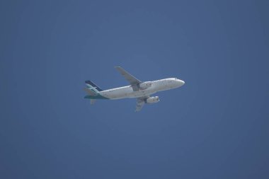 Chiangmai, Tayland - 20 Kasım 2018: 9v-Slg Airbus A320-200 Silkair Chiangmai havaalanından Singapur'a çıkar.