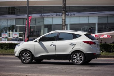 Chiangmai, Tayland - 8 Kasım 2018: Özel Hyundai Tucson. Kore seksi Suv arabadan. Fotoğrafa yol no.121 8 km şehir merkezine Chiangmai, Tayland.