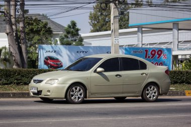 Chiangmai, Tayland - 26 Kasım 2018: Özel araba, Proton Persona. Fotoğrafa yol no.121 8 km şehir merkezine Chiangmai, Tayland.