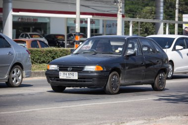 Chiangmai, Tayland - 26 Kasım 2018: Özel araba, Opel Swing. Fotoğraf Road Hayır 121 hakkında 8 km şehir merkezine Chiangmai, Tayland.