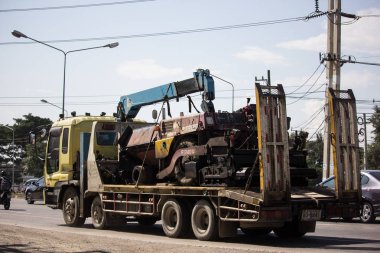 Chiangmai, Tayland - 26 Kasım 2018: Özel Isuzu kargo kamyon. Fotoğrafa yol no.1001 8 km şehir merkezine Chiangmai, Tayland.