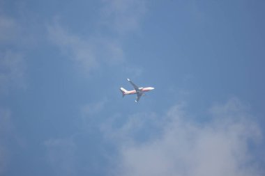 Chiangmai, Tayland - 26 Kasım 2018: Boeing 737-800 baran havayolları. Jinghong için Chiangmai Havaalanı'ndan çıkar.