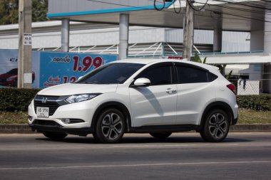 Chiangmai, Tayland - 23 Kasım 2018: Özel araba Honda Hrv şehir Suv araba. Yol no.1001 Chiangmai şehir merkezine 8 km.