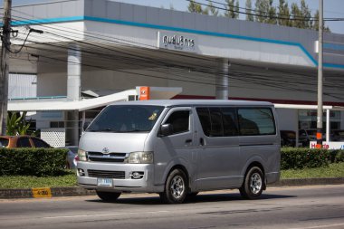 Chiangmai, Tayland - 6 Kasım 2018: Özel Toyota Ventury van. Yol no.1001, Chiangmai iş alanı 8 km.