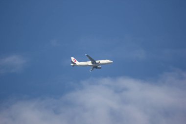 Chiangmai, Tayland - 15 Kasım 2018: B-6012 Airbus A320-200 Çin Doğu havayolu şirketi. Şangay için Chiangmai havaalanından kalkış.