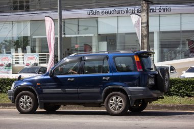 Chiangmai, Tayland - 8 Kasım 2018: Özel araba Honda Crv şehir Suv araba. Yol no.1001 Chiangmai şehir merkezine 8 km.