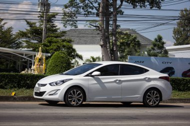 Chiangmai, Tayland - 8 Kasım 2018: Özel araba, Hyundai Elantra. Fotoğraf Road Hayır 121 hakkında 8 km şehir merkezine Chiangmai, Tayland.