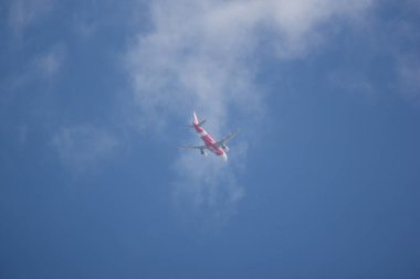 Chiangmai, Tayland - 15 Kasım 2018: Hs-Abu Airbus A320-200 Tay Airasia. Hanoi için Chiangmai Havaalanı'ndan çıkar.