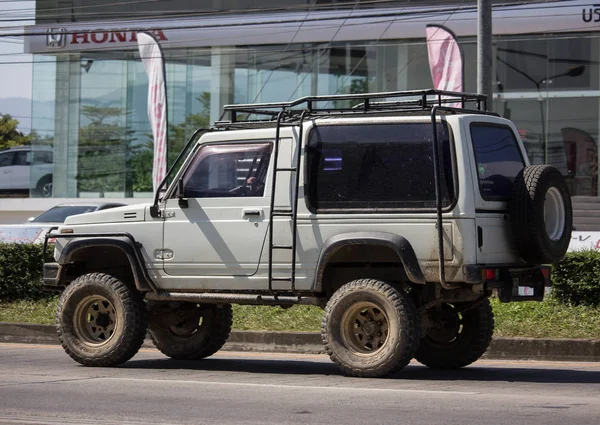 チェンマイ 2018 専用車 Suzuki Caribian 道路形 1001 号車タイ チェンマイのダウンタウンから約 での写真 — ストック写真