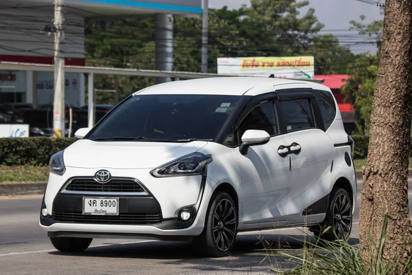 Chiangmai Tailandia Noviembre 2018 Nuevo Producto Toyota Automobile Toyota Sienta — Foto de Stock