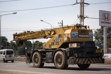 Chiangmai, Tayland - 3 Aralık 2018: Tadano Vinç kamyon Pps somut. Fotoğraf Road Hayır 121 hakkında 8 km şehir merkezine Chiangmai, Tayland.
