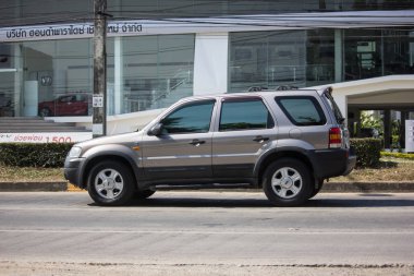 Chiangmai, Tayland - 2 Aralık 2018: Özel araba, Ford Escape, Suv otomobil kentsel Kullanıcı için. Fotoğraf Road Hayır 121 hakkında 8 km şehir merkezine Chiangmai, Tayland.
