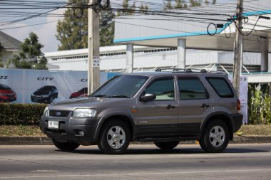Chiangmai, Tayland - 2 Aralık 2018: Özel araba, Ford Escape, Suv otomobil kentsel Kullanıcı için. Fotoğraf Road Hayır 121 hakkında 8 km şehir merkezine Chiangmai, Tayland.