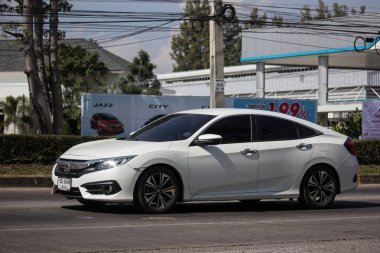 Chiangmai, Tayland - 2 Aralık 2018: Özel Sedan araba Honda Automobil, Onuncu nesil Honda Civic. Yol no.1001 Chiangmai iş alanı 8 km.