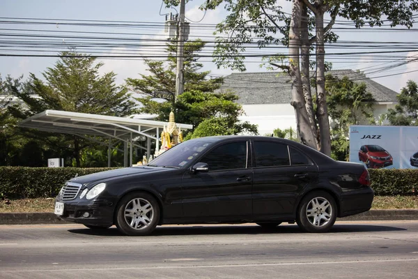 Chiangmai Tailândia Dezembro 2018 Carro Luxo Mercedes Benz E220 Foto — Fotografia de Stock