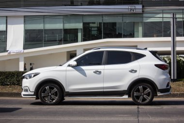 Chiangmai, Tayland - 3 Aralık 2018: Özel Suv araç Mg Zs. ürünü İngiliz otomotiv den. Yol no.1001, Chiangmai şehir merkezine 8 km.