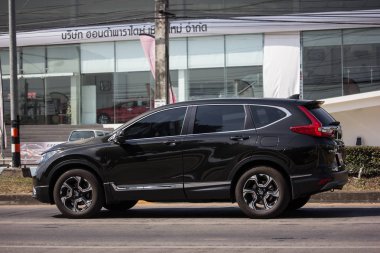 Chiangmai, Tayland - 4 Aralık 2018: Özel araba Honda Crv şehir Suv araba. Yol no.1001 Chiangmai şehir merkezine 8 km.