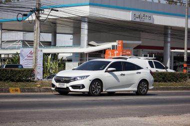 Chiangmai, Tayland - 4 Aralık 2018: Özel Sedan araba Honda Automobil, Onuncu nesil Honda Civic. Yol no.1001 Chiangmai iş alanı 8 km.