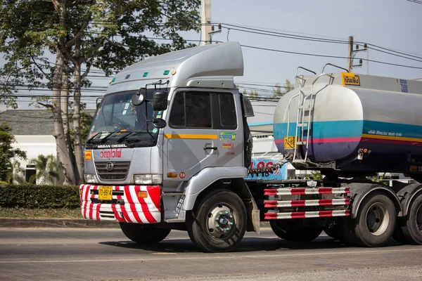 Chiangmai Tailandia Diciembre 2018 Camión Cisterna Petróleo Privado Carretera 1001 — Foto de Stock