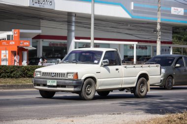 Chiangmai, Tayland - 4 Aralık 2018: Özel Pick up, eski Mazda Bt2500. fotoğrafa yol no.121 8 km şehir merkezine Chiangmai, Tayland.
