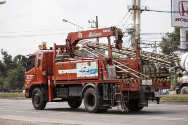 Chiangmai, Tayland - 18 Aralık 2018: Unic vinç kamyon Tot Şirketi. Fotoğraf Road Hayır 121 hakkında 8 km şehir merkezine Chiangmai, Tayland.
