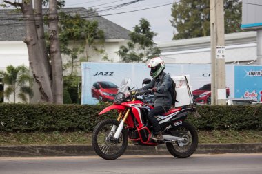 Chiangmai, Tayland - 18 Aralık 2018: Özel yarış Honda Crf250 motosiklet. Fotoğrafa yol no.121 8 km şehir merkezine Chiangmai, Tayland.