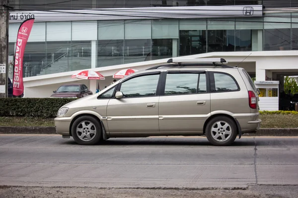 Чиангмай Таиланд Декабря 2018 Года Частный Внедорожник Chevrolet Zafira Photo — стоковое фото