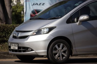 Chiangmai, Tayland - 24 Aralık 2018: Özel Honda Freed van. Fotoğrafa yol no.121 8 km şehir merkezine Chiangmai, Tayland.