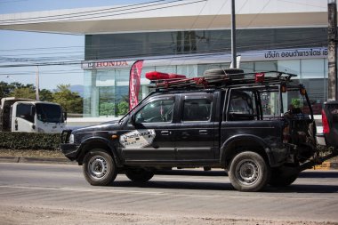 Chiangmai, Tayland - 24 Aralık 2018: Özel çekiciyi acil araba hareket. Fotoğraf Road Hayır 121 hakkında 8 km şehir merkezine Chiangmai, Tayland.