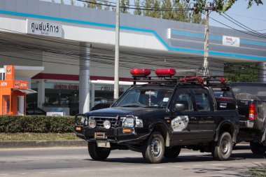 Chiangmai, Tayland - 24 Aralık 2018: Özel çekiciyi acil araba hareket. Fotoğraf Road Hayır 121 hakkında 8 km şehir merkezine Chiangmai, Tayland.