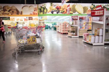 Chiangmai, Tayland - 3 Ocak 2019: Makro hipermarket Maerim Chiang mai. Yol chiangmai hangdong yol yaklaşık 3 km şehir konumunda.