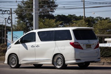 Chiangmai, Tayland - 25 Aralık 2018: Özel Toyota Alphard lüks Van. Fotoğraf Road'da yok 121 hakkında 8 km şehir merkezine Chiangmai Tayland.