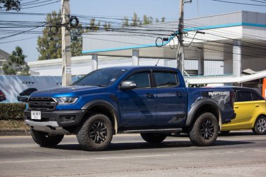 Chiangmai, Tayland - 27 Aralık 2018: Özel pikap araba, Ford Ranger Raptor. Yol no.1001, Chiangmai şehir merkezine 8 km.
