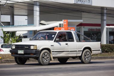 Chiangmai, Tayland - 4 Ocak 2019: Özel Pick up, eski Mazda Bt2500. fotoğrafa yol no.121 8 km şehir merkezine Chiangmai, Tayland.