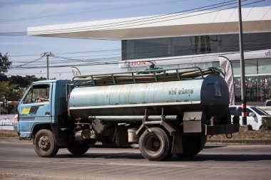 Chiangmai, Tayland - 4 Ocak 2019: Özel bir kanalizasyon Tank kamyon. Fotoğrafa yol no.121 8 km şehir merkezine Chiangmai, Tayland.