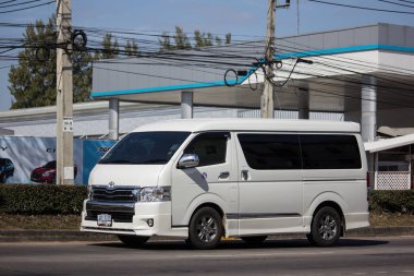 Chiangmai, Tayland - 4 Ocak 2019: Özel Toyota Ventury van. Yol no.1001, Chiangmai iş alanı 8 km.